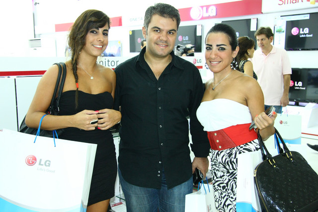 Opening of the largest LG brand shop